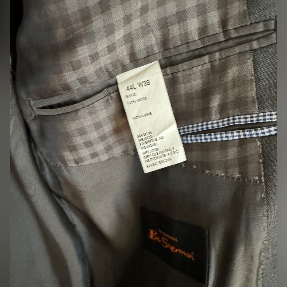 Ben Sherman medium gray lightweight suit with pants - Picture 6 of 6